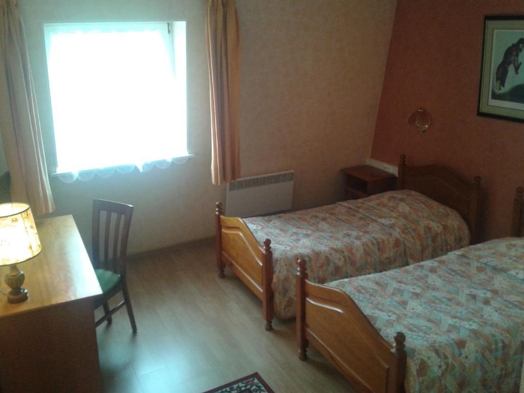 Logis Hotel Restaurant Hostellerie De L'Etoile Wasselonne Стая снимка