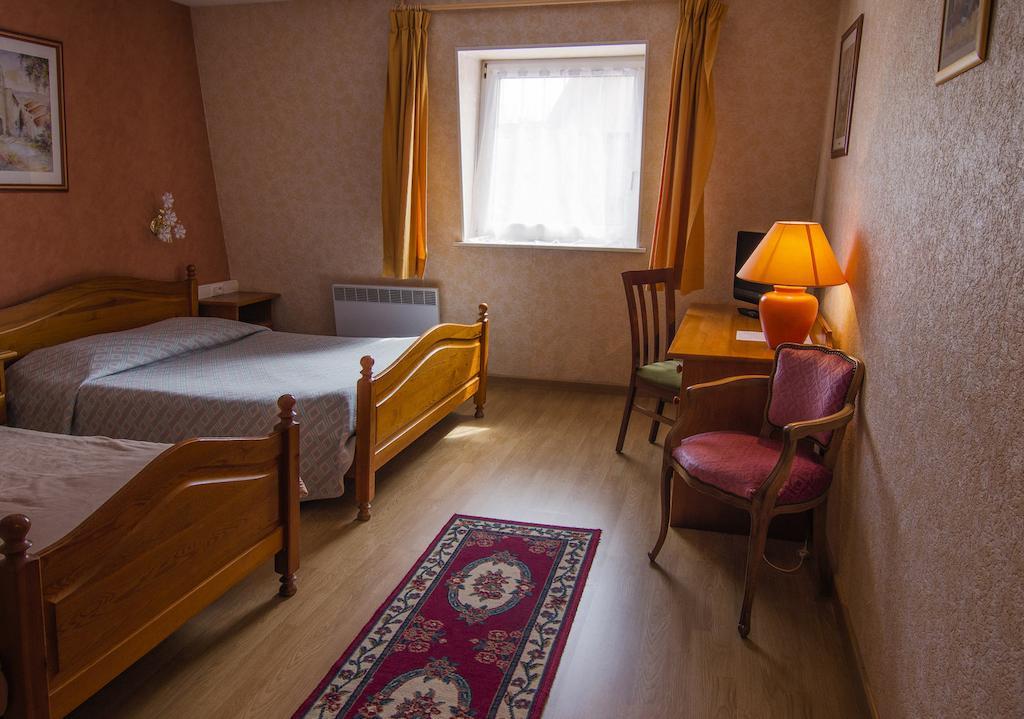 Logis Hotel Restaurant Hostellerie De L'Etoile Wasselonne Стая снимка