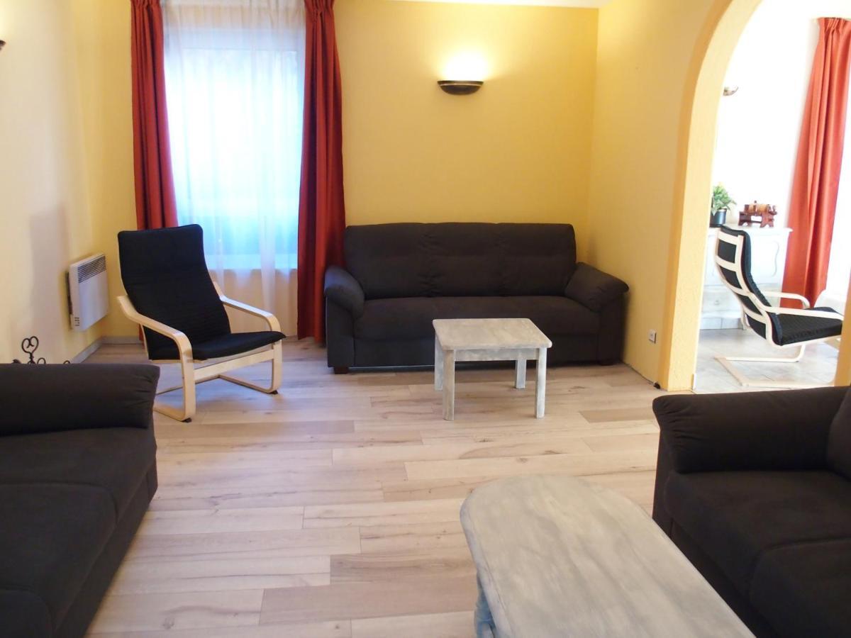 Logis Hotel Restaurant Hostellerie De L'Etoile Wasselonne Екстериор снимка